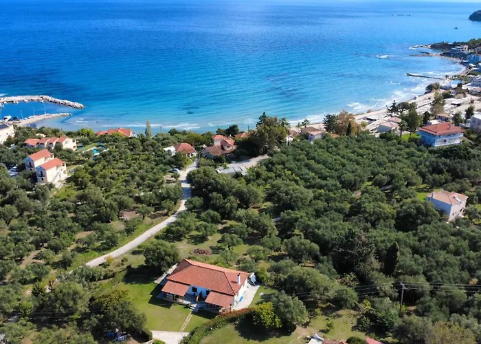 度假居 Dora Plános